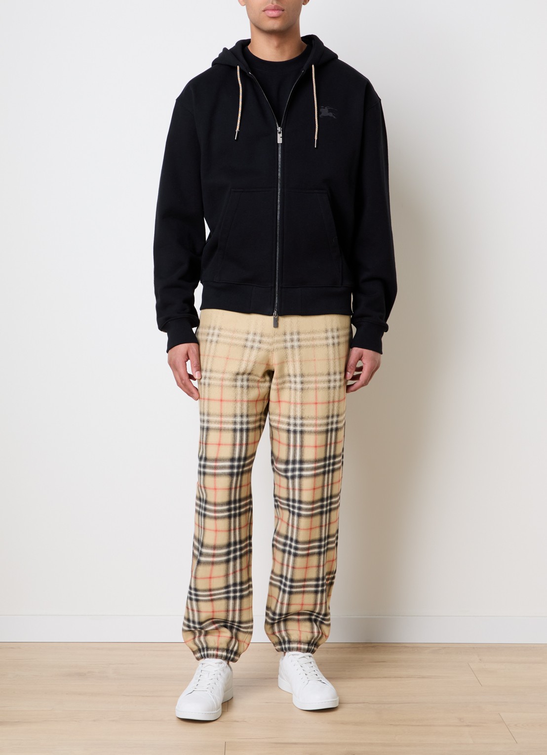 Burberry Mid waist tapered fit joggingbroek met logo - voorkant 3 beige