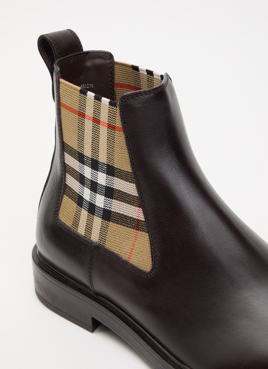 Burberry Pembroke Chelsea boot van kalfsleer met ruitdessin - detail 5 donkerbruin