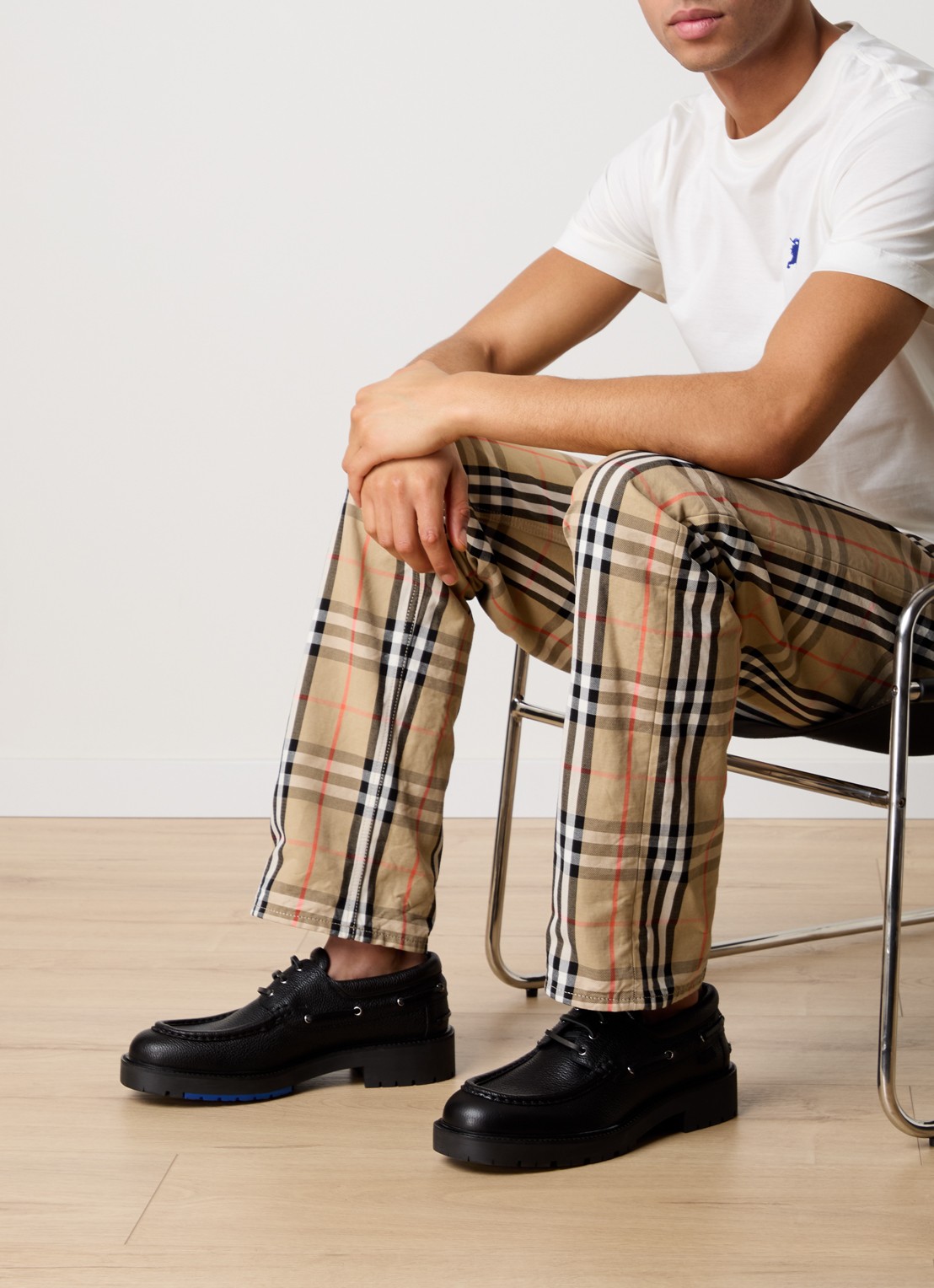 Burberry Raft veterschoen van kalfsleer - voorkant 2 zwart