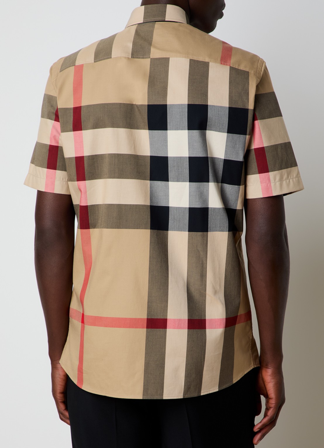 Burberry Regular fit overhemd met ruitdessin en borstzak - achterkant beige