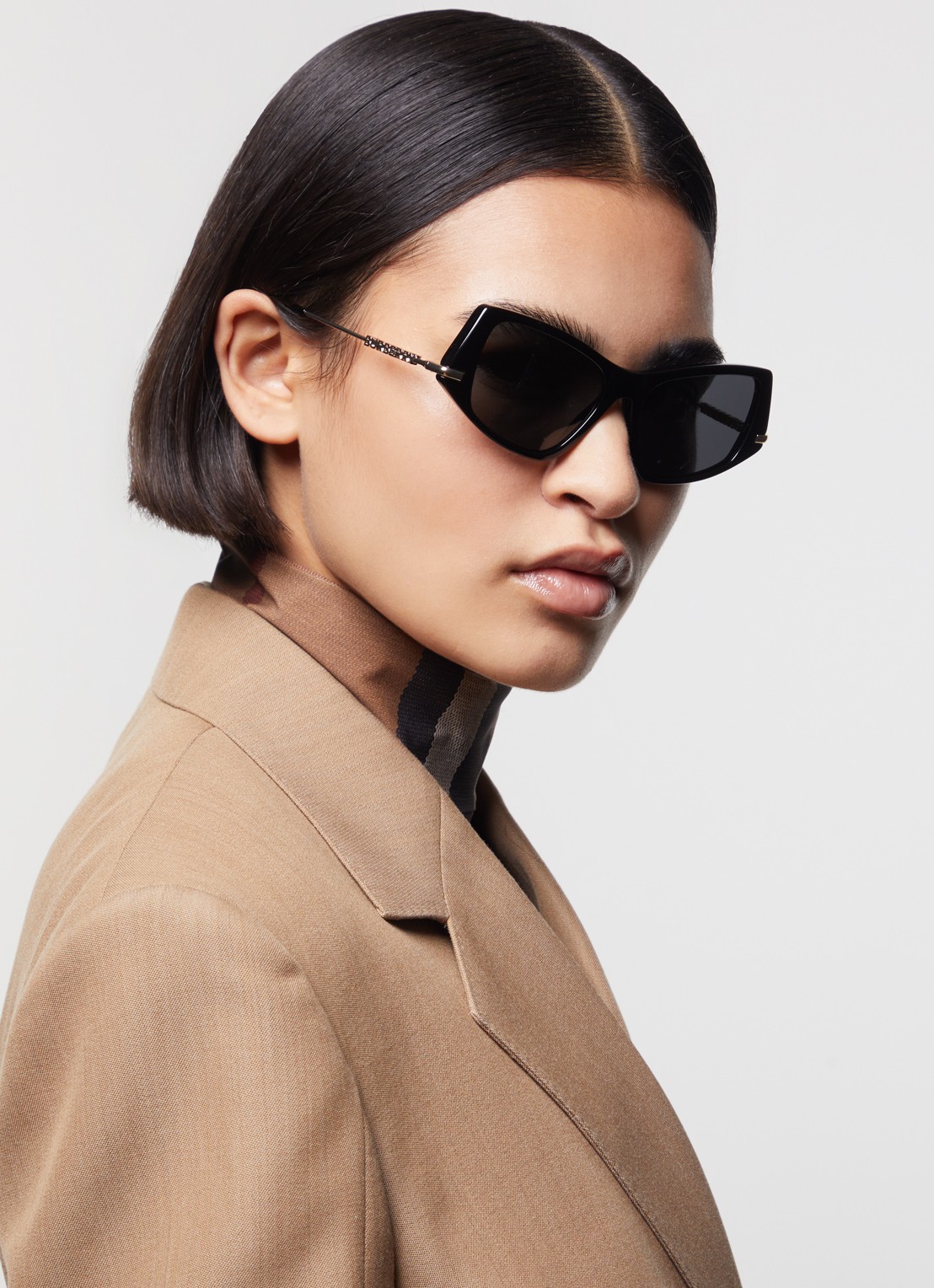 Burberry Retro zonnebril BE4408 - voorkant 2 zwart
