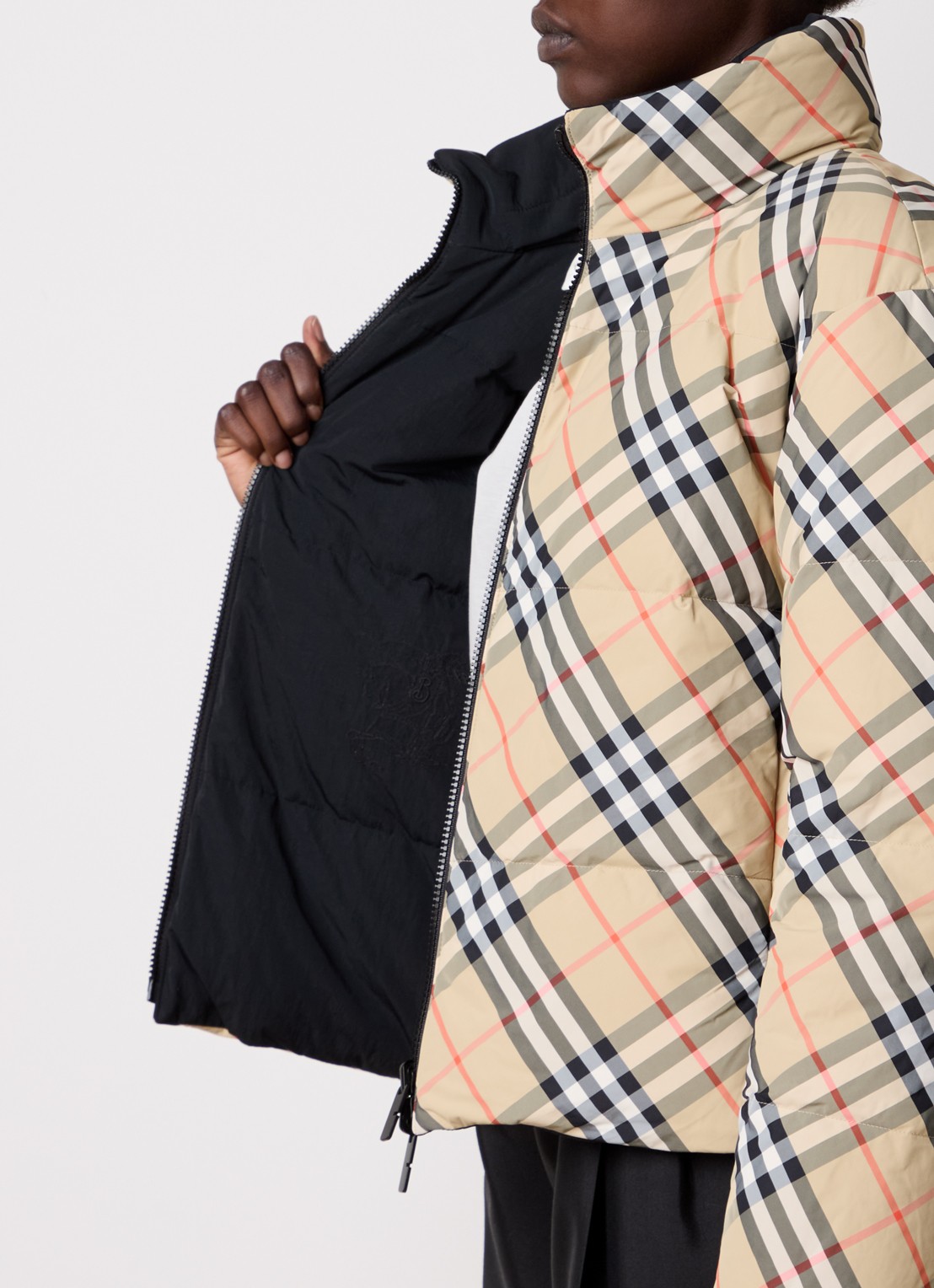 Burberry Reversible puffer jack met donsvulling - detail 6 beige