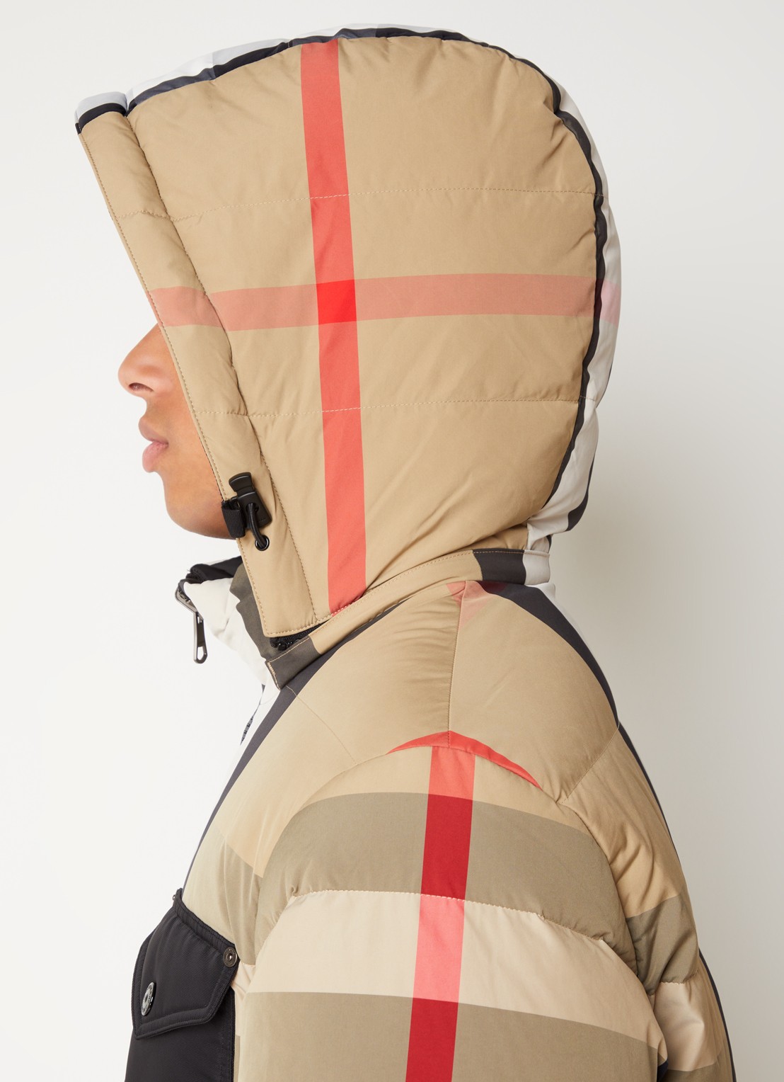Burberry Ruthland reversible puffer jack met ruitdessin en donsvulling - detail 2 khaki