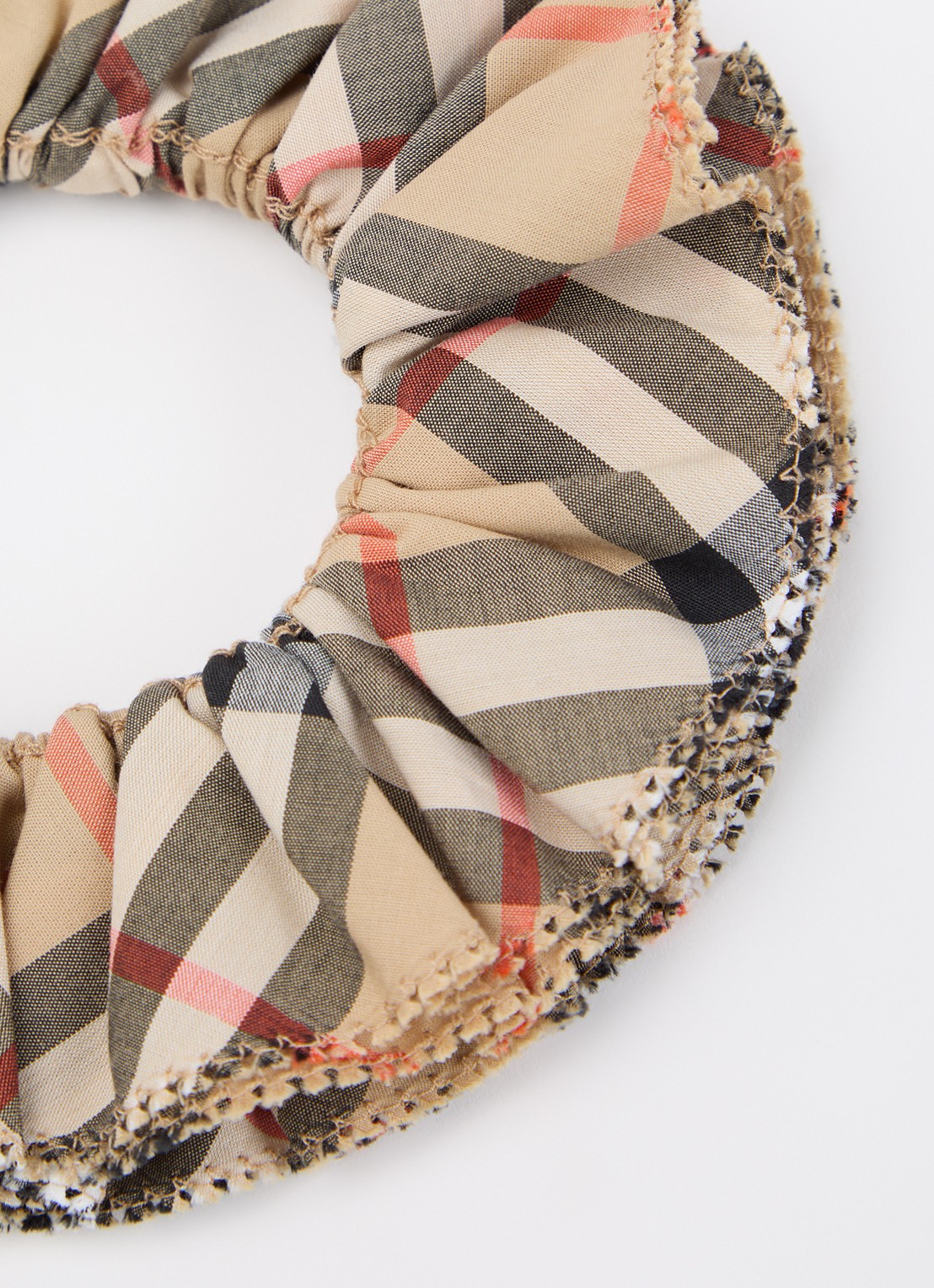 Burberry Scrunchie met ruitdessin - detail zand