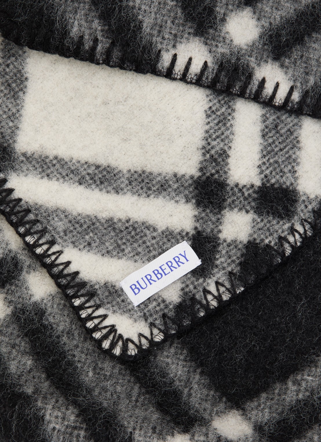 Burberry Sjaal van wol met ruitdessin 180 x 30 cm - detail 2 zwart