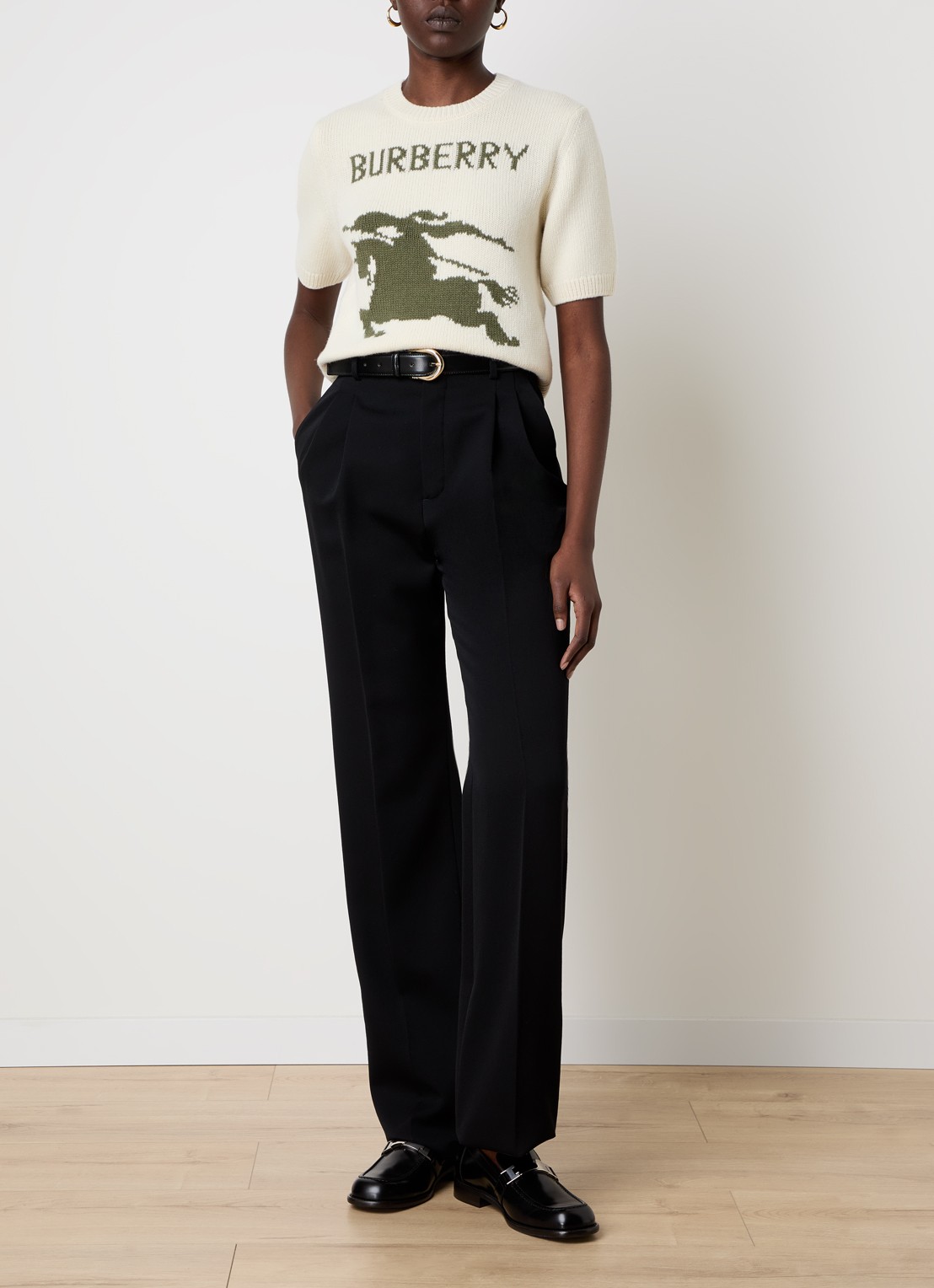Burberry Skylar grofgebreide top in kasjmierblend met ingebreid logo - voorkant 4 creme