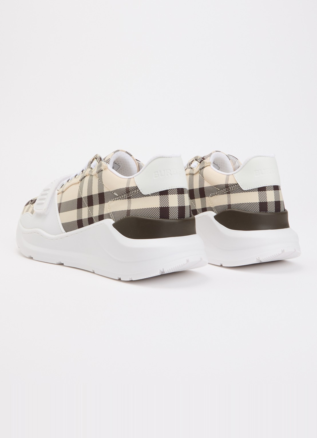 Burberry Sneaker met details van kalfsleer en ruitdessin - achterkant 3 beige
