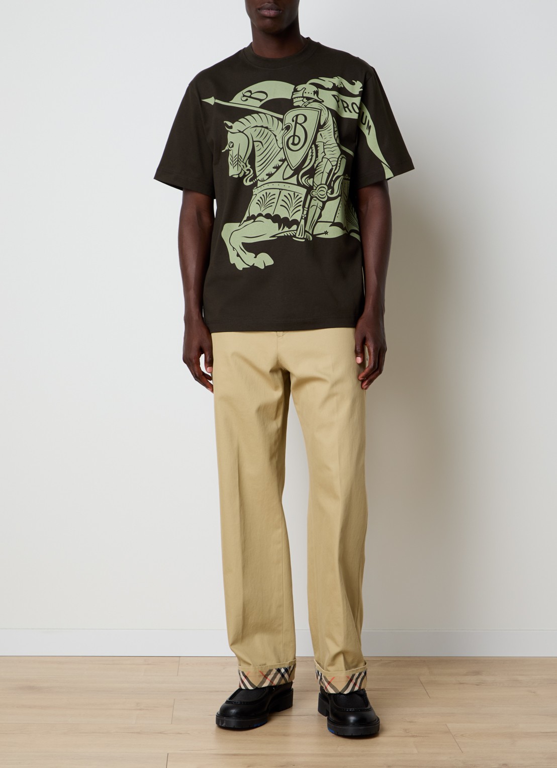 Burberry Straight fit chino met steekzakken - voorkant 6 beige