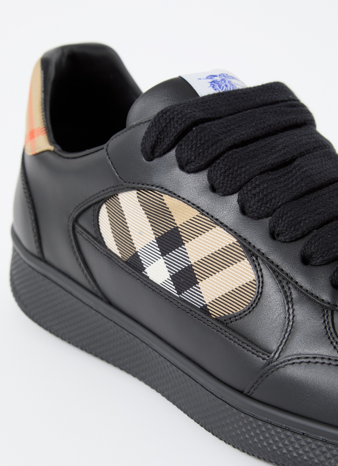 Burberry Terrace sneaker van kalfsleer met ruitdessin - detail 4 zwart