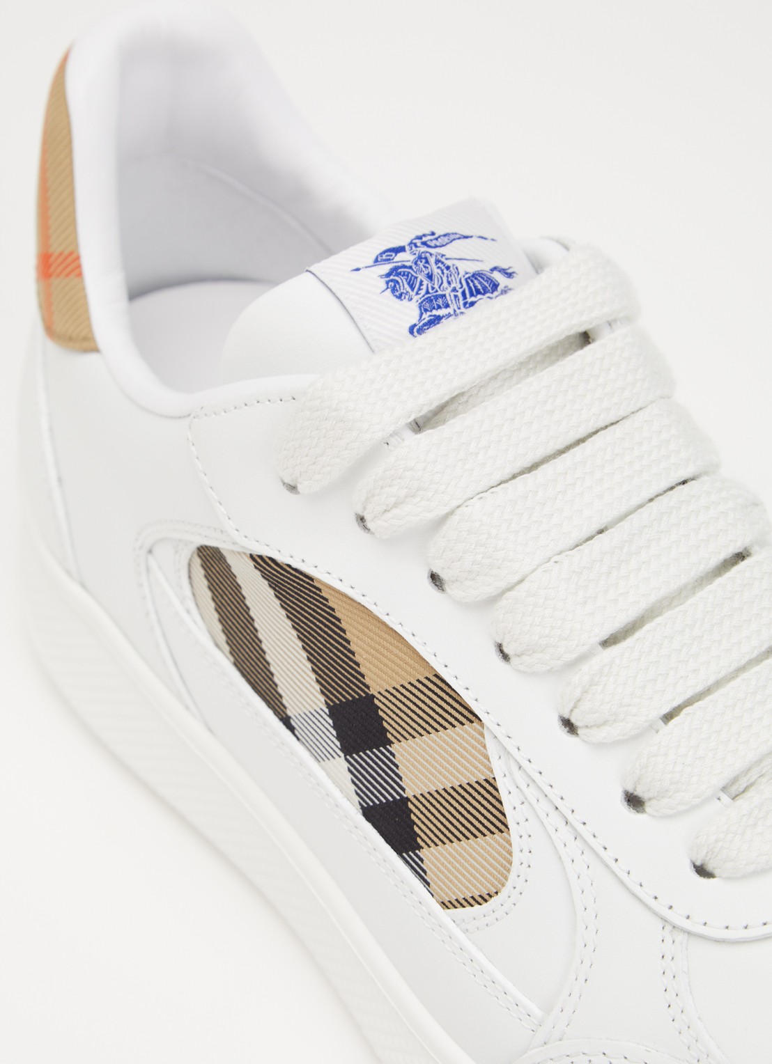 Burberry Terrace sneaker van kalfsleer met ruitdessin - detail 6 wit