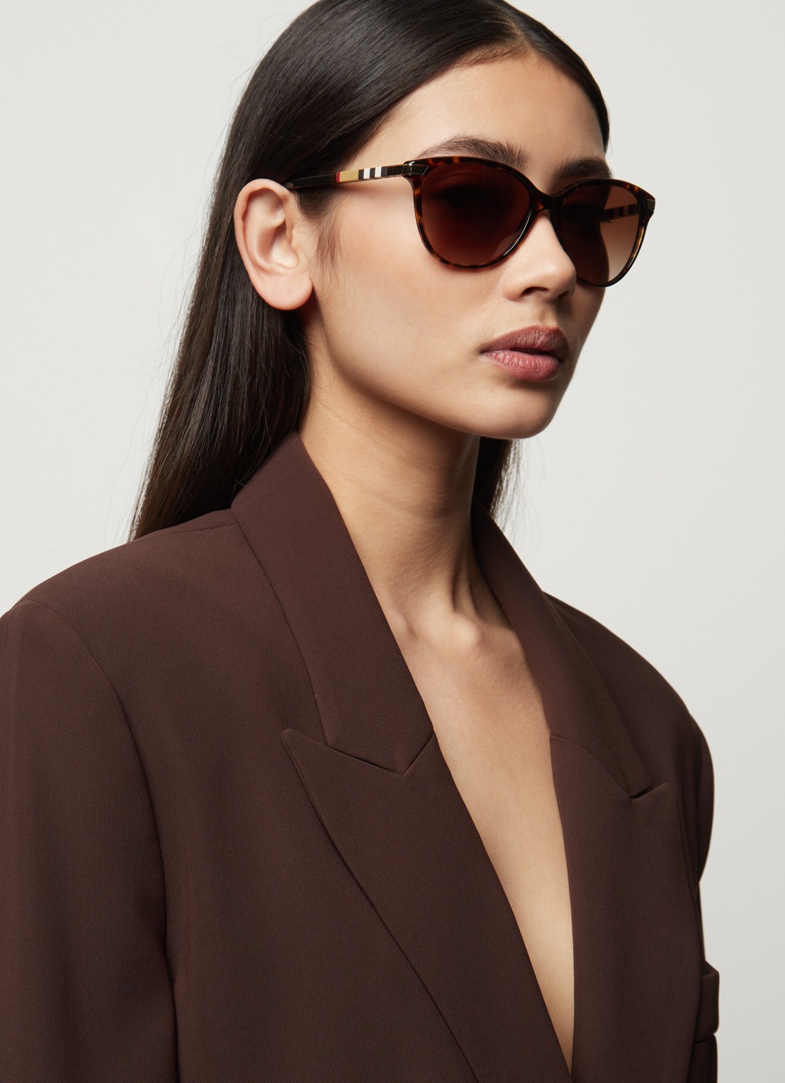 Burberry Zonnebril BE4216 - voorkant 5 donkerbruin