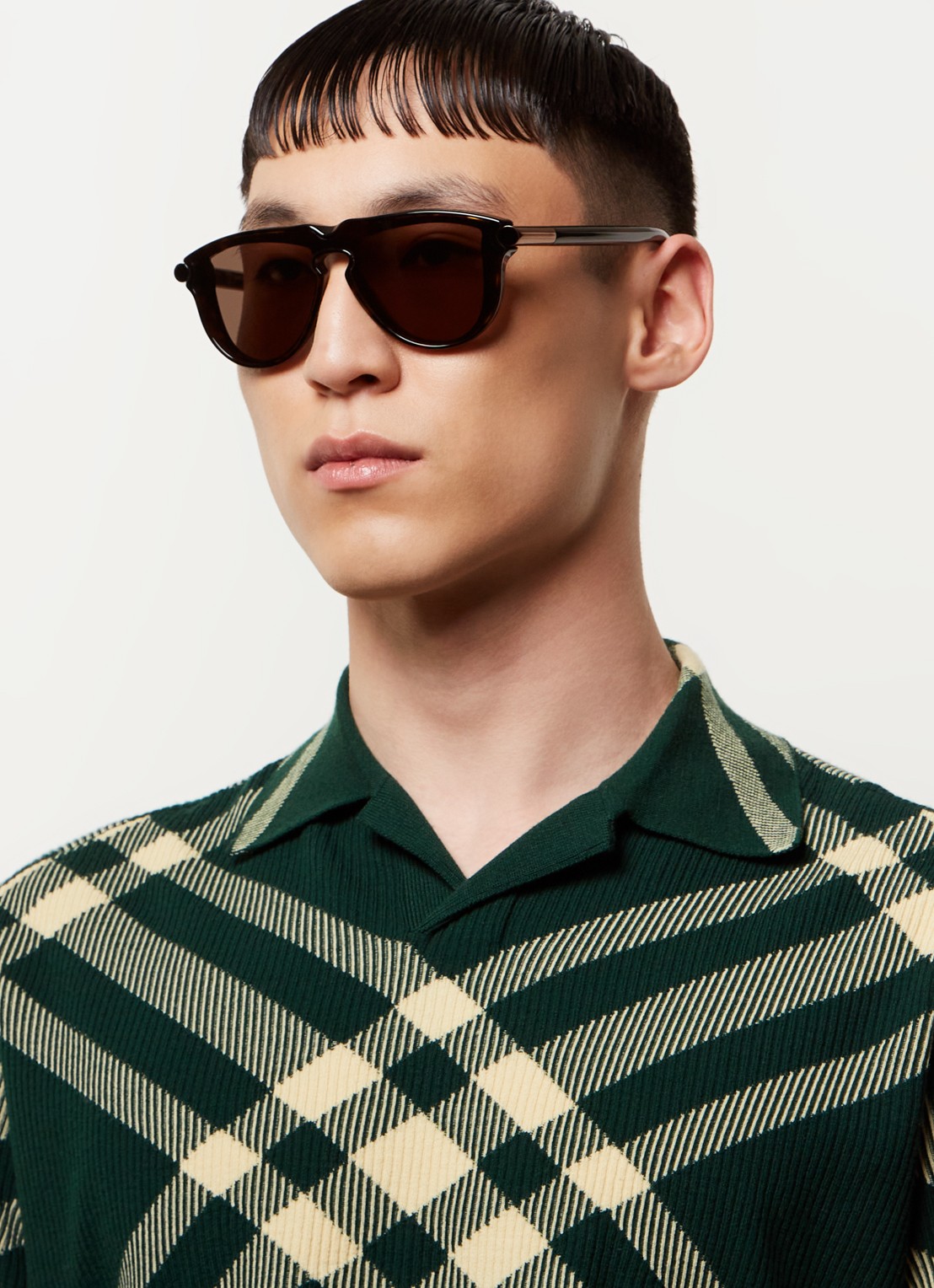 Burberry Zonnebril BE4427 - voorkant 5 donkerbruin