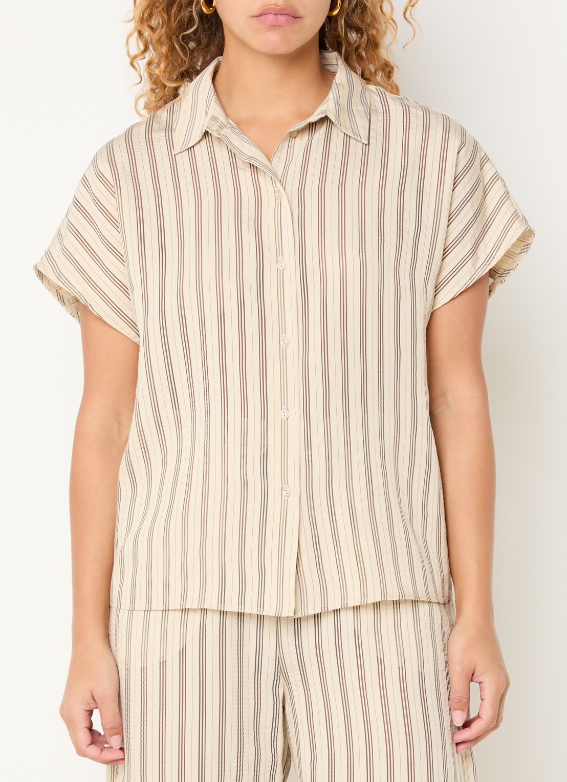 by-bar Barley blouse met streepprint - detail 4 vanillegeel