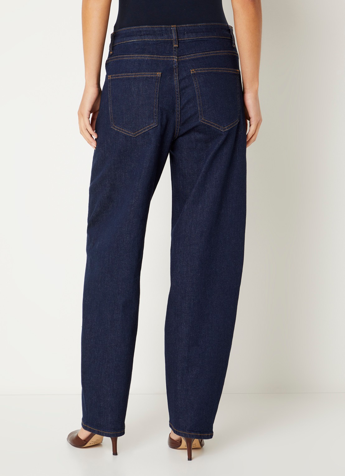 by-bar Begum high waist balloon fit jeans met donkere wassing - achterkant 3 jeans