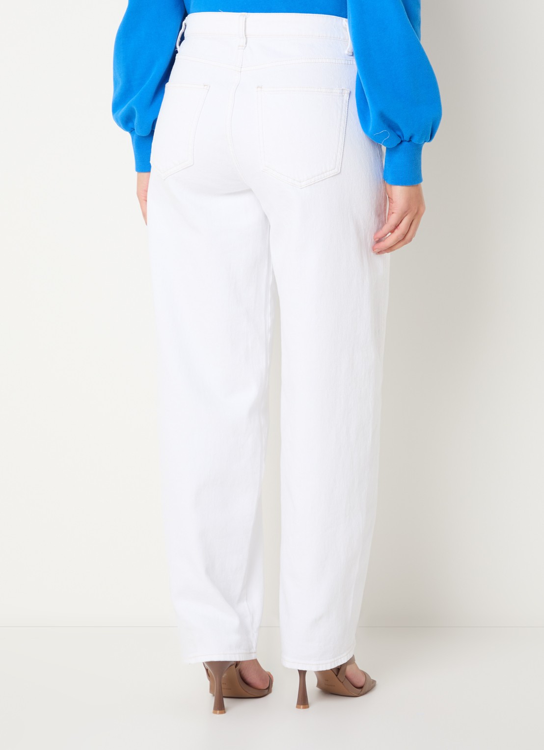 by-bar Begum high waist tapered jeans met gekleurde wassing - achterkant wit