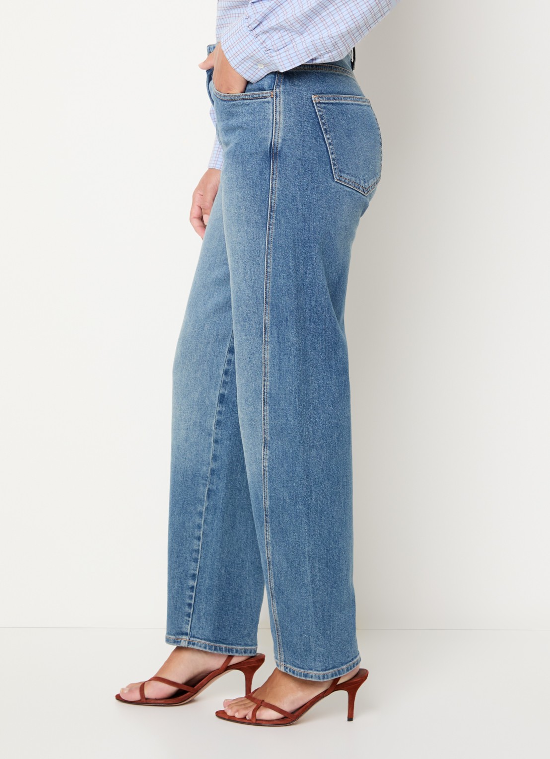 by-bar Begum high waist tapered jeans met medium wassing - detail 3 indigo