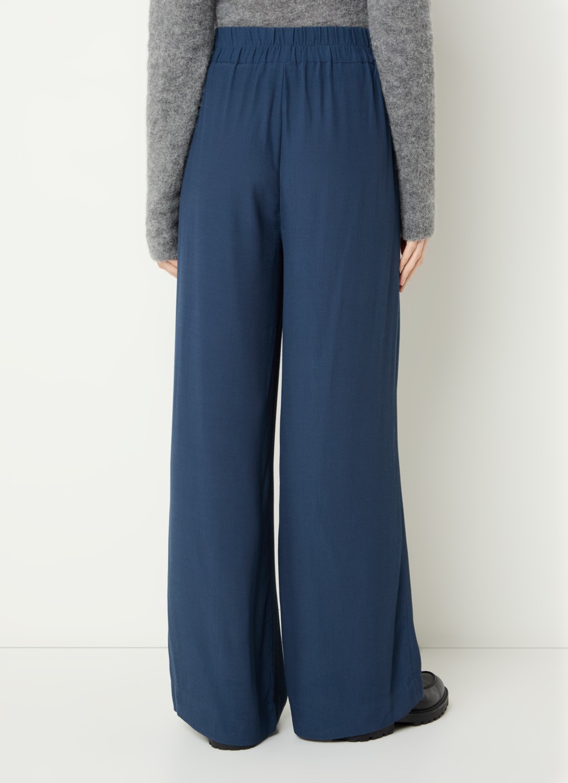 by-bar Benji high waist wide fit pantalon met steekzakken - achterkant indigo