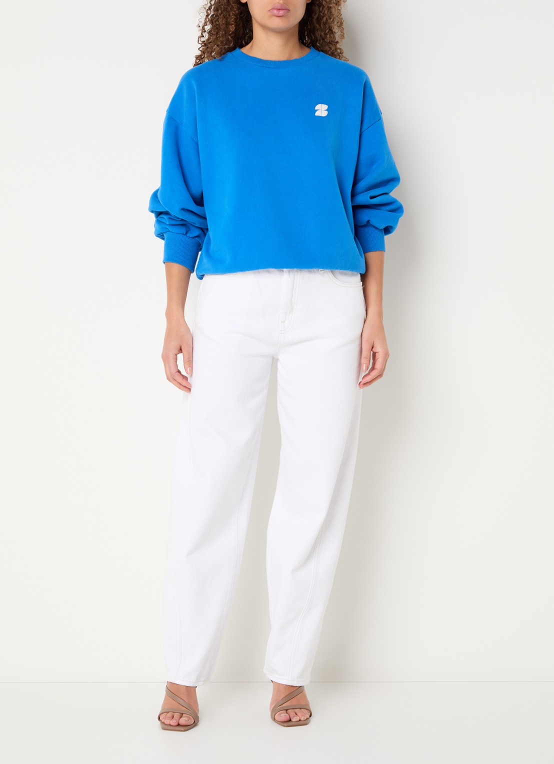 by-bar Bibi sweater met front- en backprint - voorkant 3 blauw