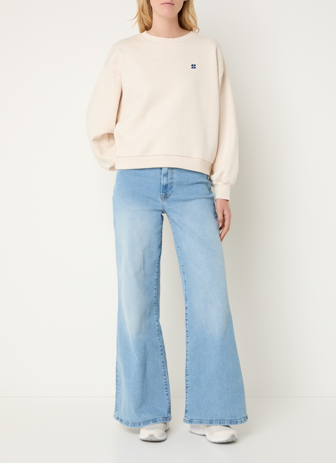 by-bar Bibi sweater met logo - voorkant 3 creme