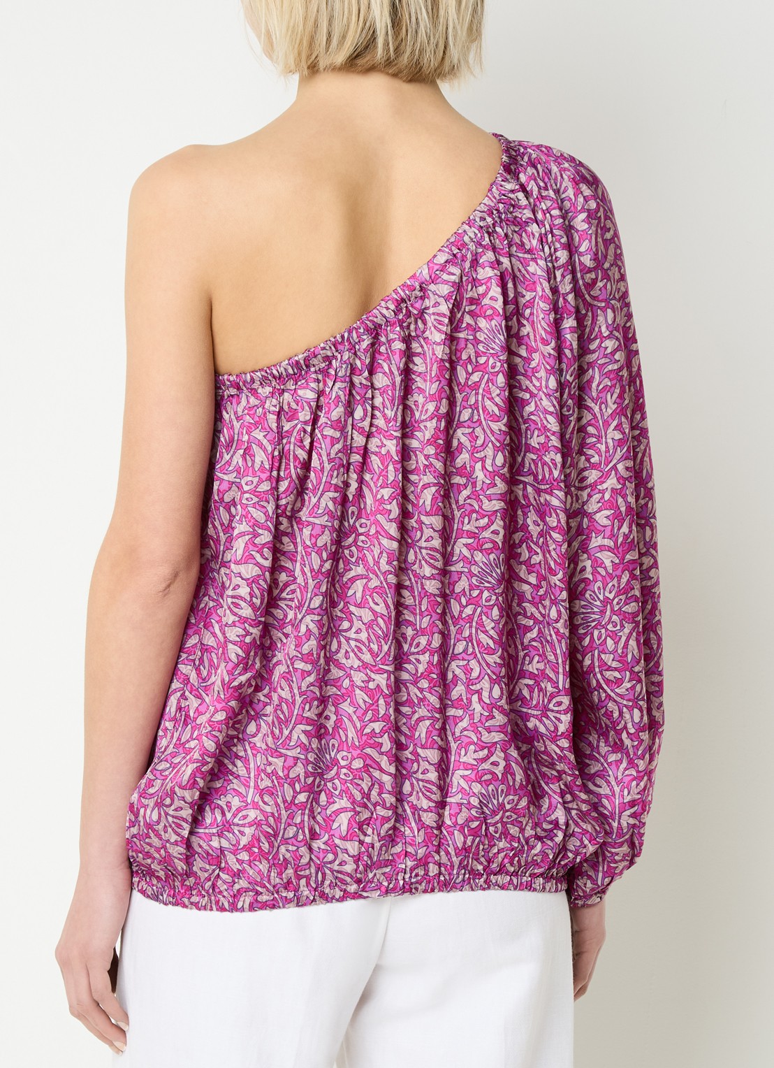 by-bar Dian Saree one shoulder top met print - achterkant 3 donkerroze