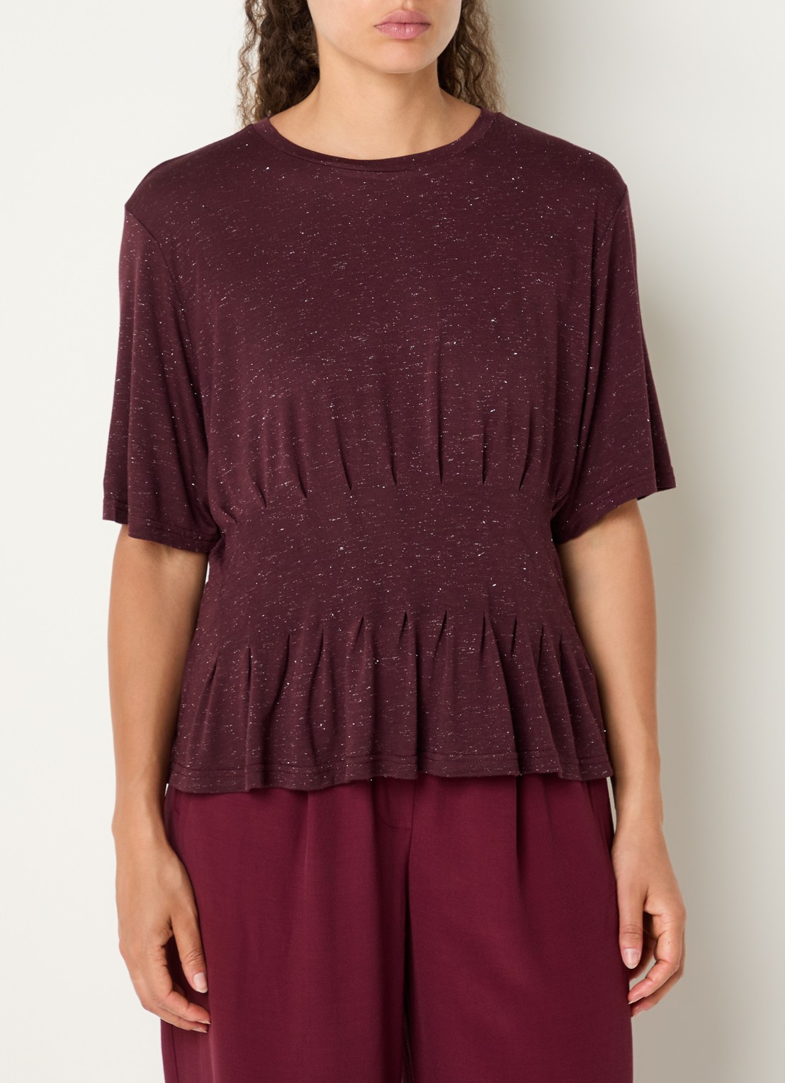 by-bar Diva T-shirt met plooidetail en lurex - detail 3 bordeauxrood