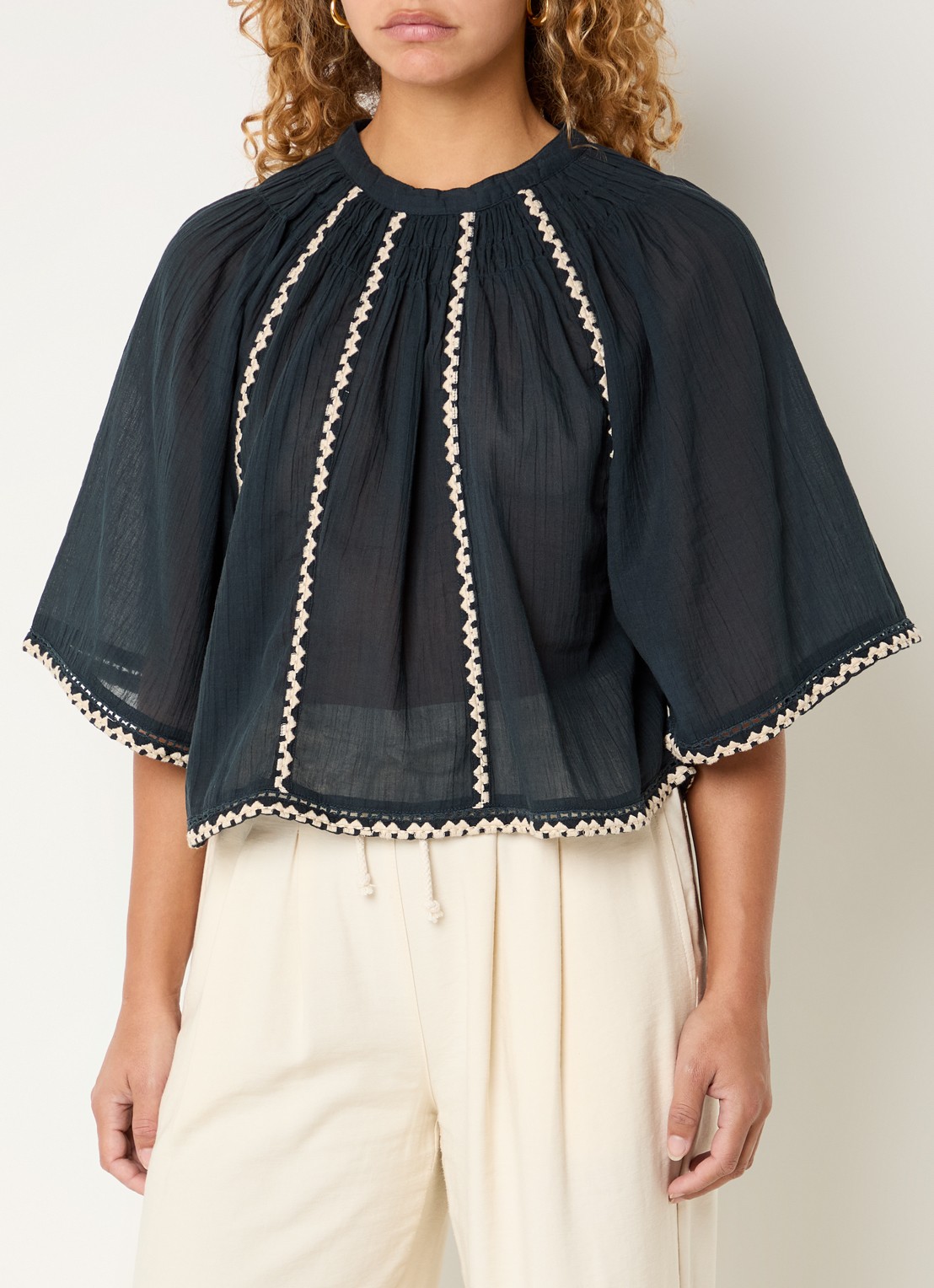 by-bar Emmi tuniek met borduring - detail 4 antraciet