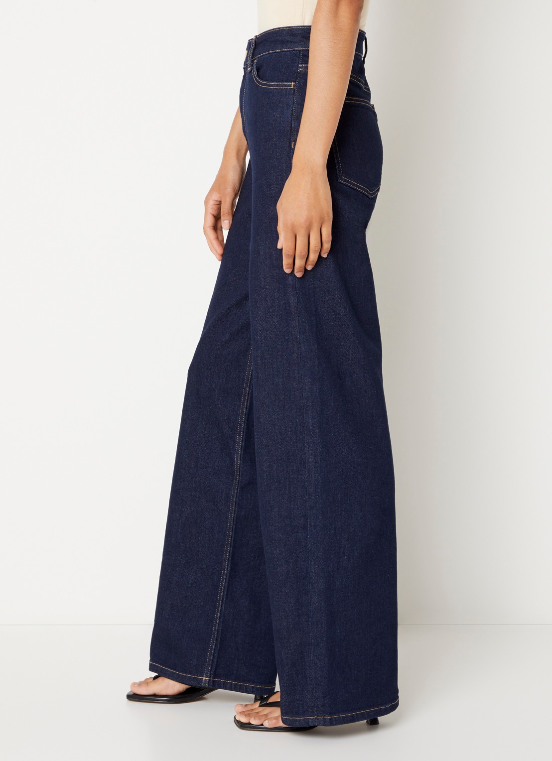 by-bar High waist flared jeans met donkere wassing - detail 4 indigo
