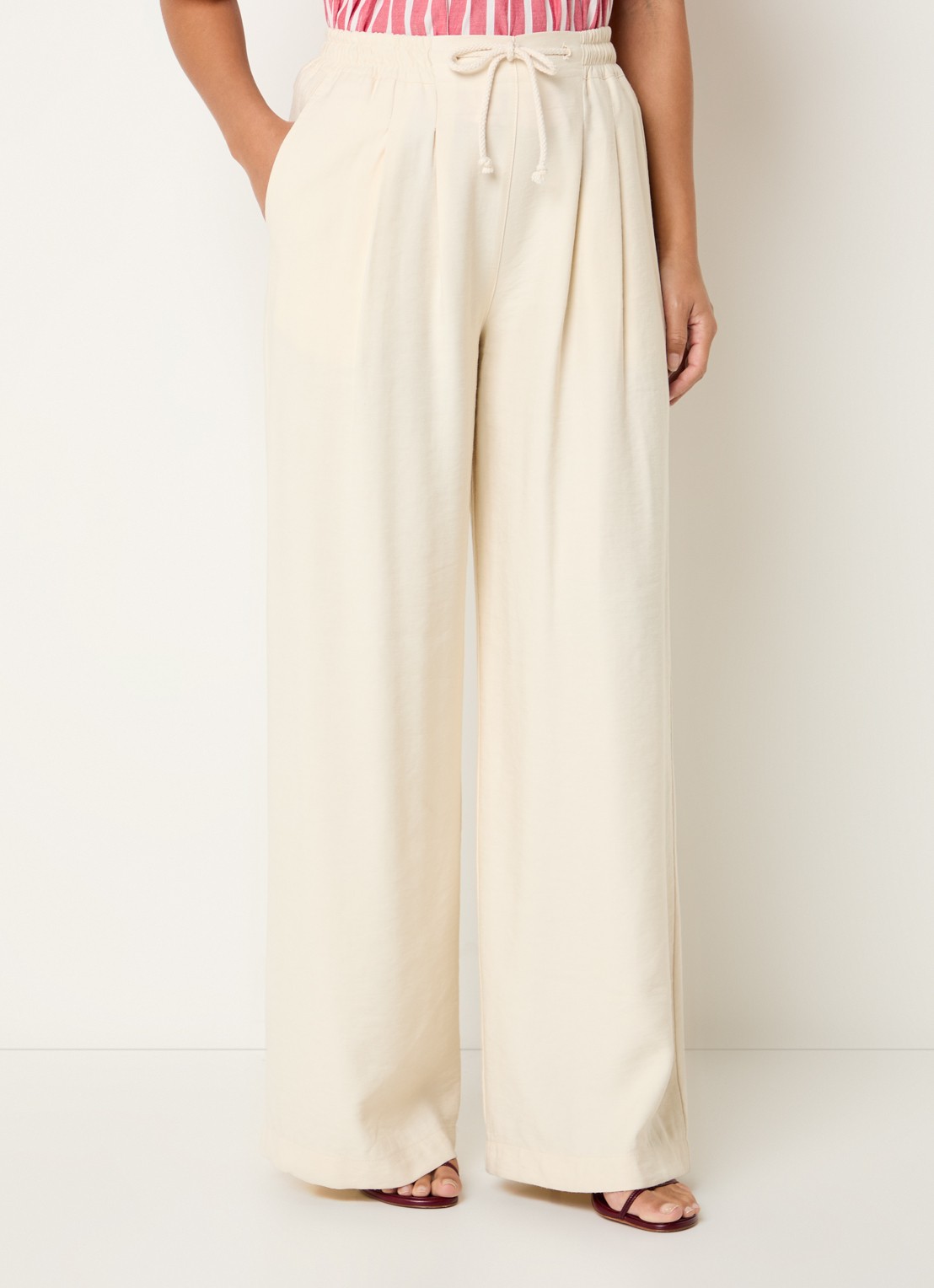 by-bar Jaxx high waist loose fit broek met steekzakken - detail ivoor