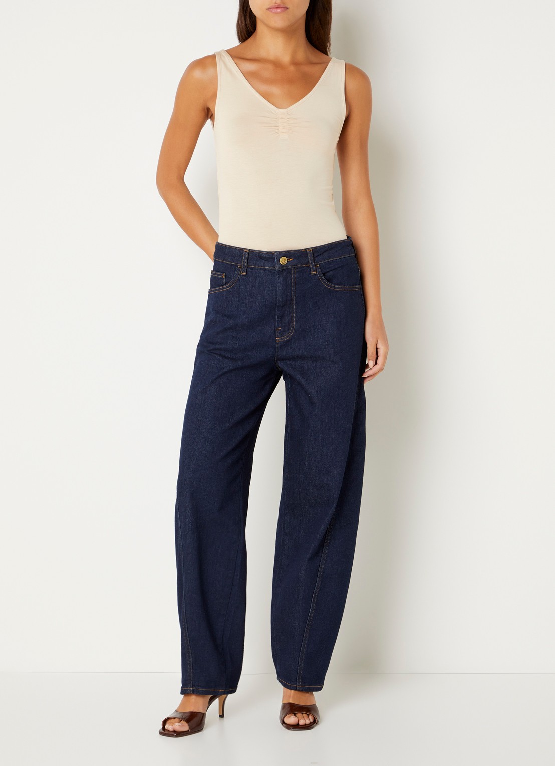 by-bar Lia tanktop met stretch - voorkant 2 beige