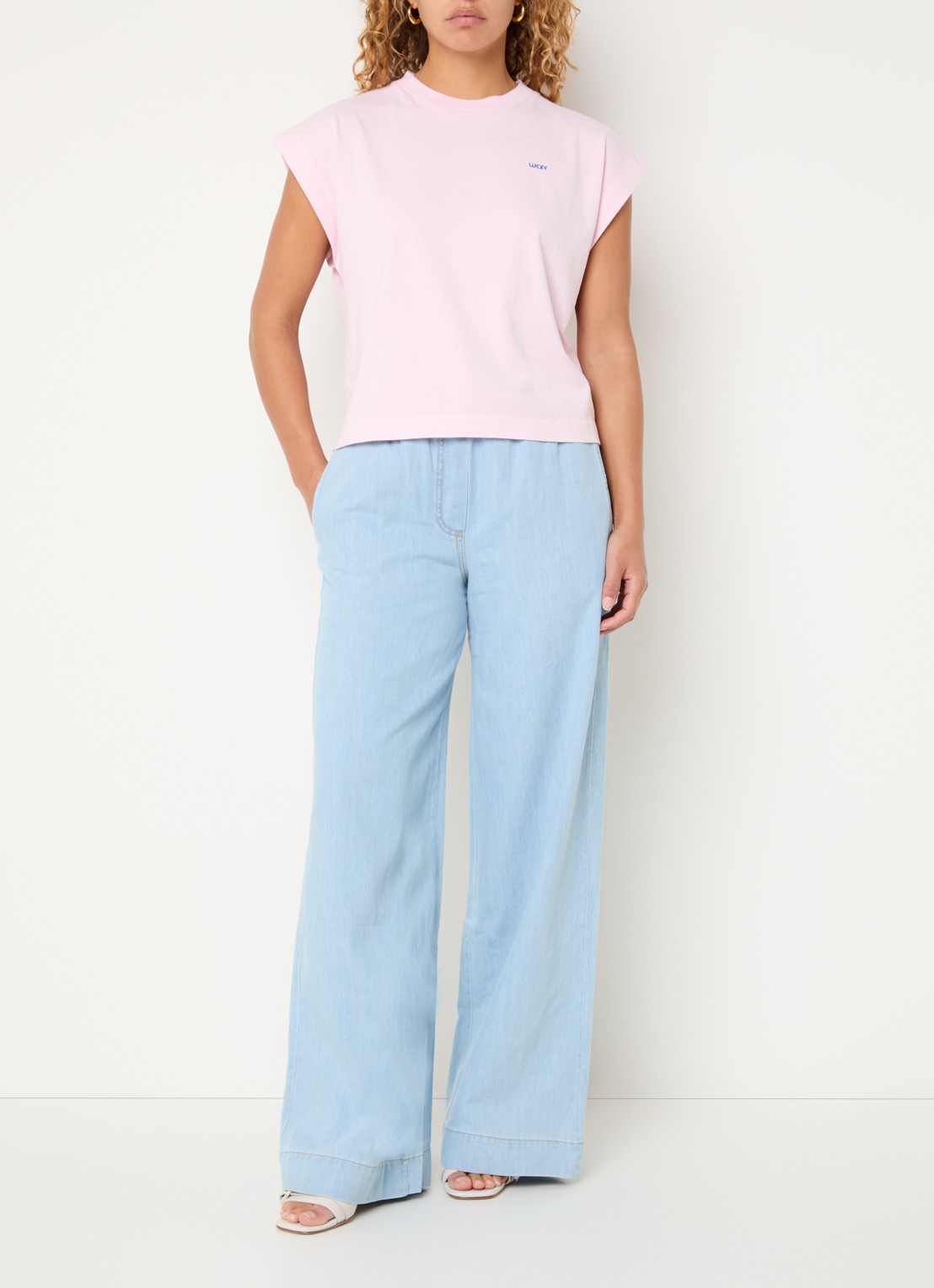 by-bar Mason T-shirt met borduring - voorkant 2 lichtroze