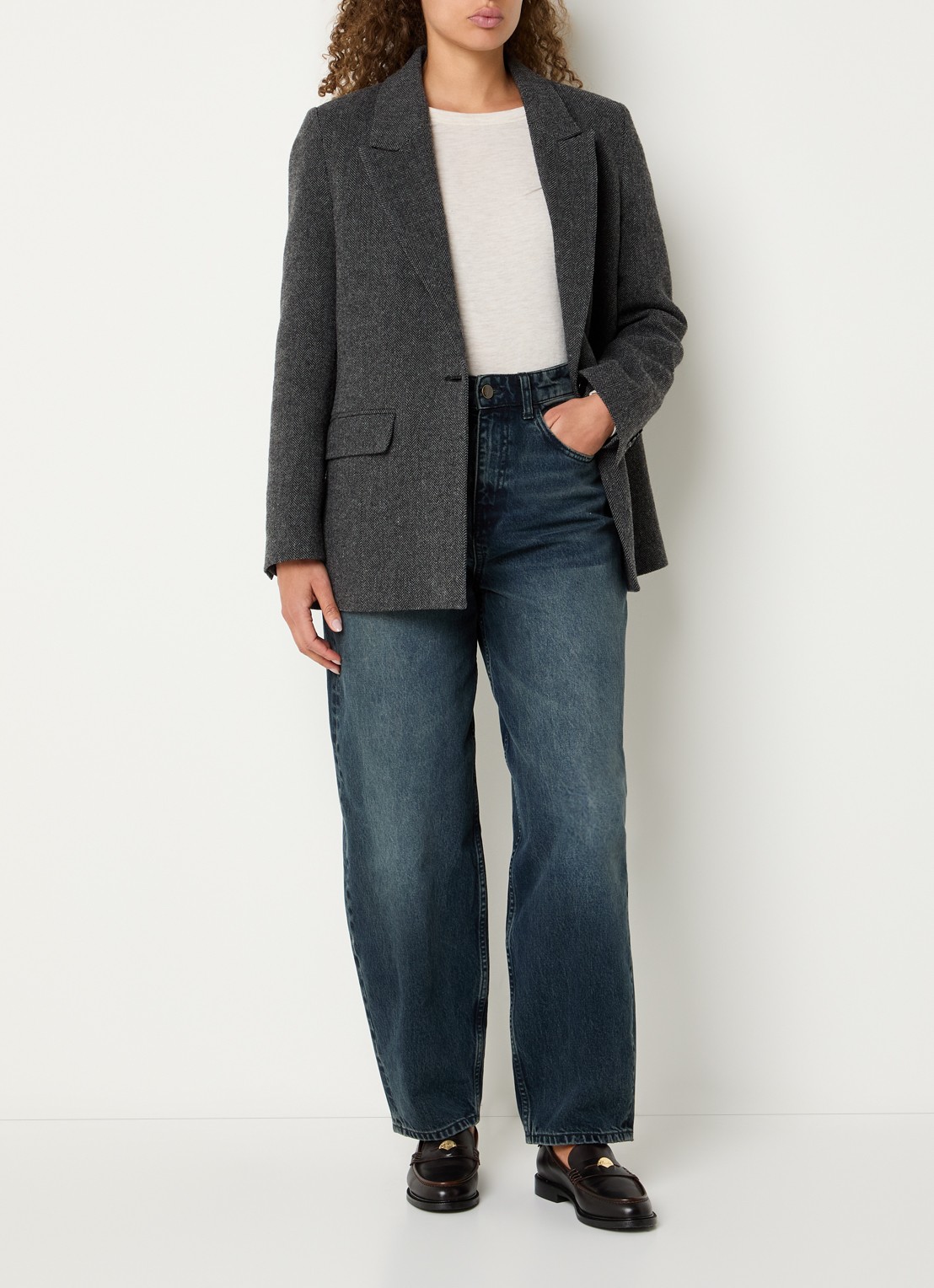 by-bar Nes blazer met klepzakken en schoudervulling - voorkant 3 grijsmele