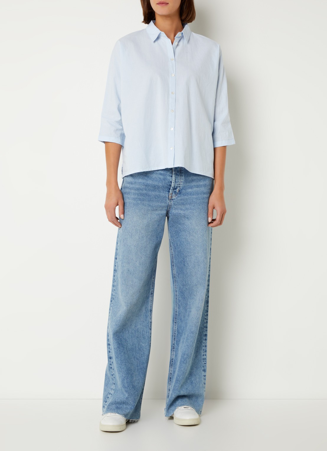 by-bar Norel blouse van chambray - voorkant 2 lichtblauw