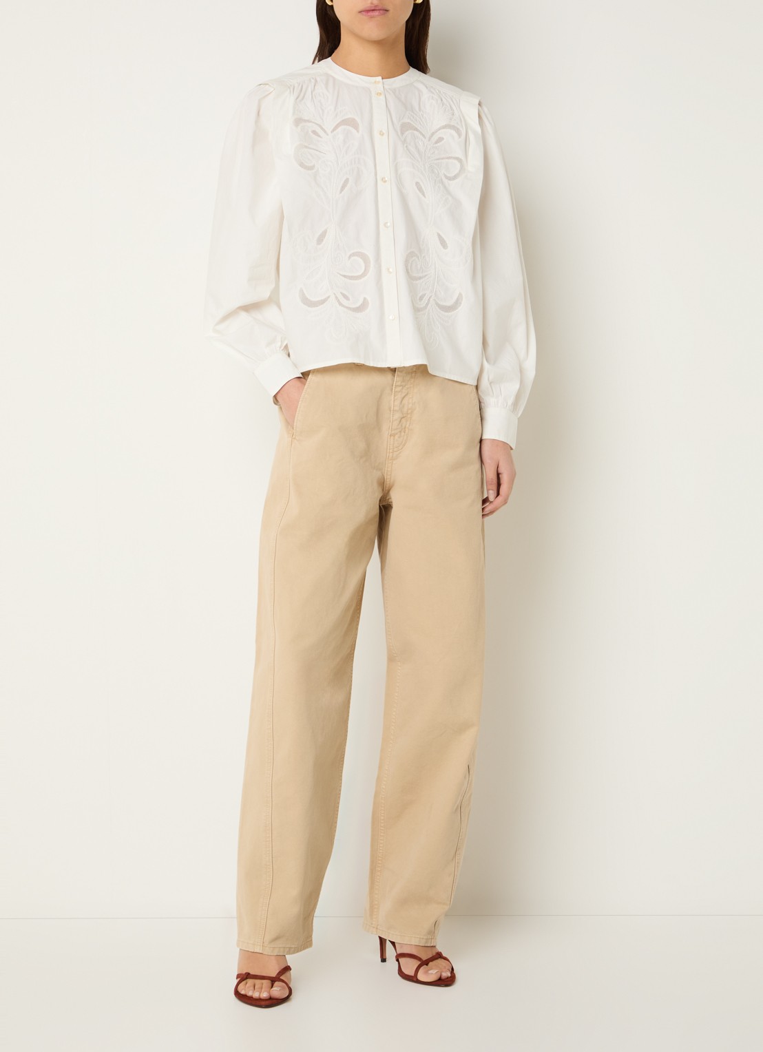 by-bar Soof blouse met broderie - voorkant 3 gebroken wit
