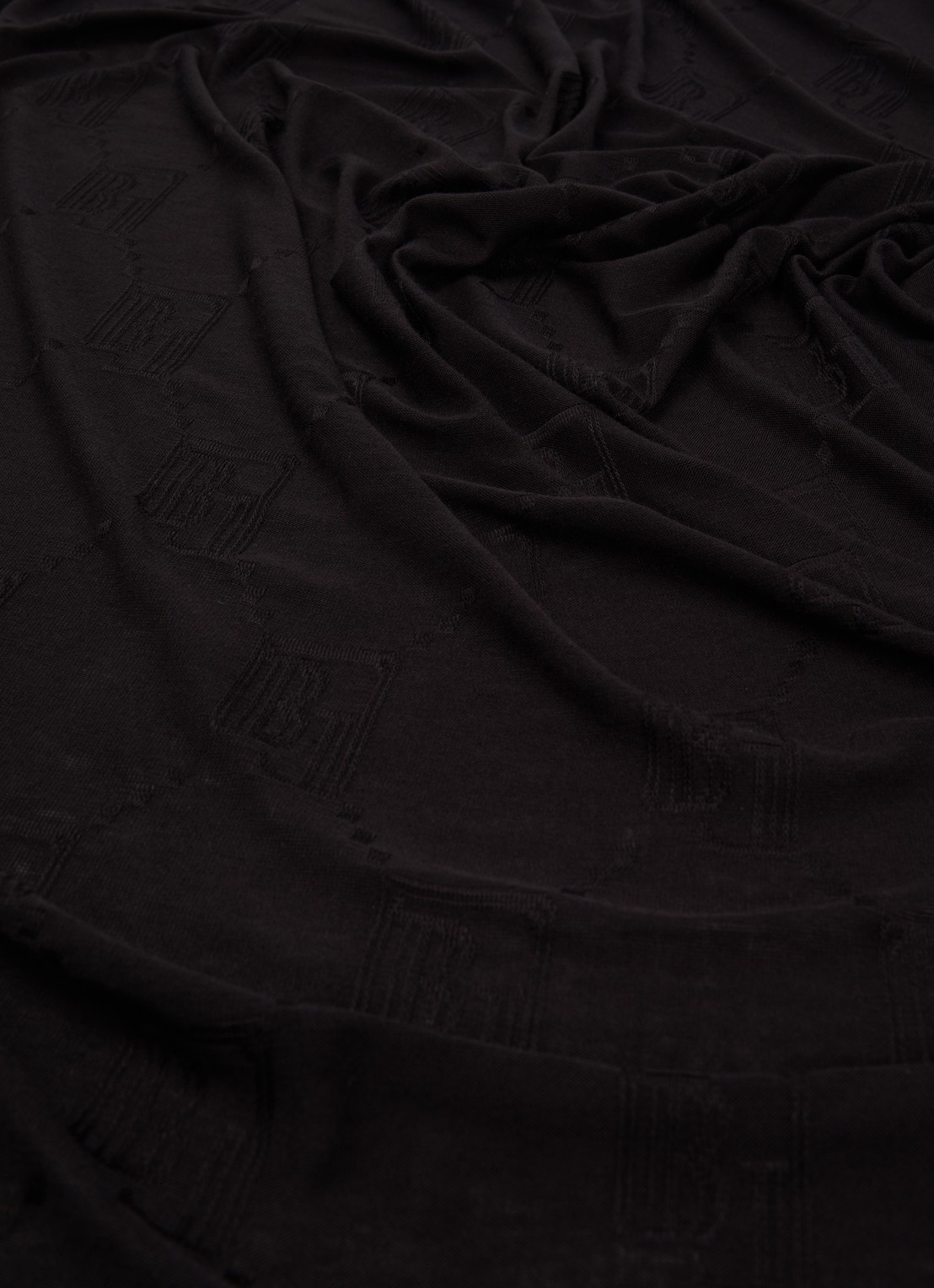 BYLIMA Enchante sjaal met logoprint 180 x 70 cm - detail 2 zwart