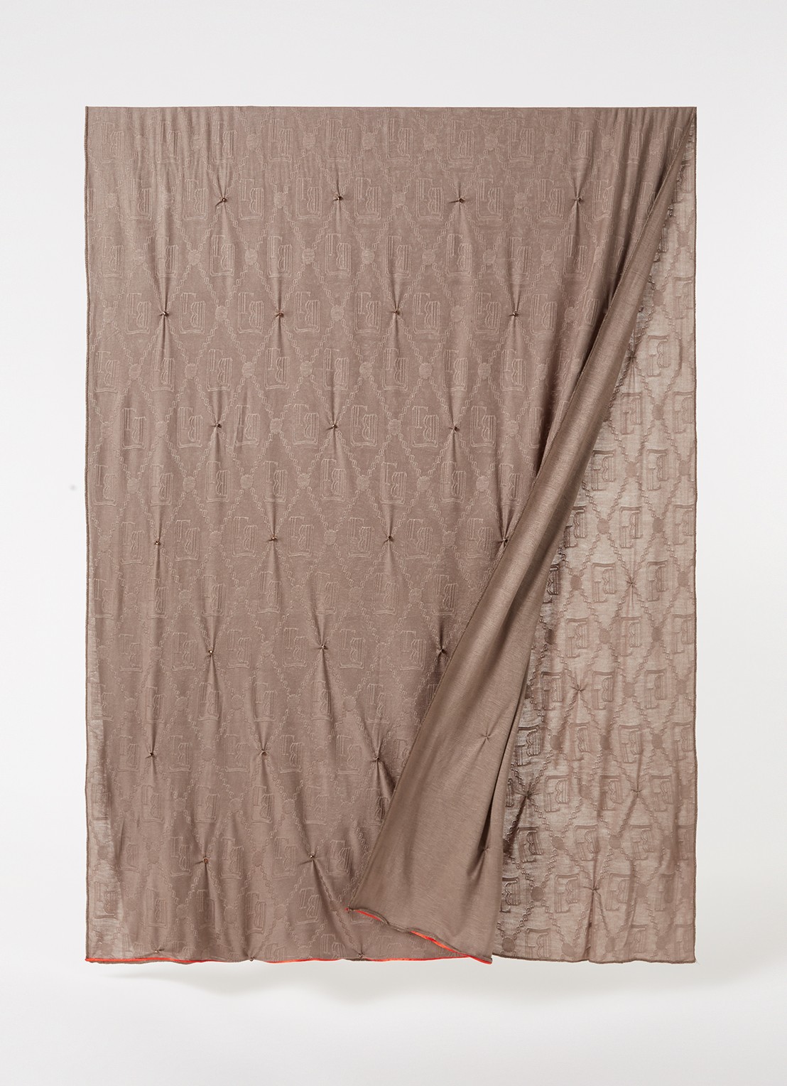 BYLIMA Enchante sjaal met logoprint en strass 190 x 75 cm - detail 3 donkerbeige