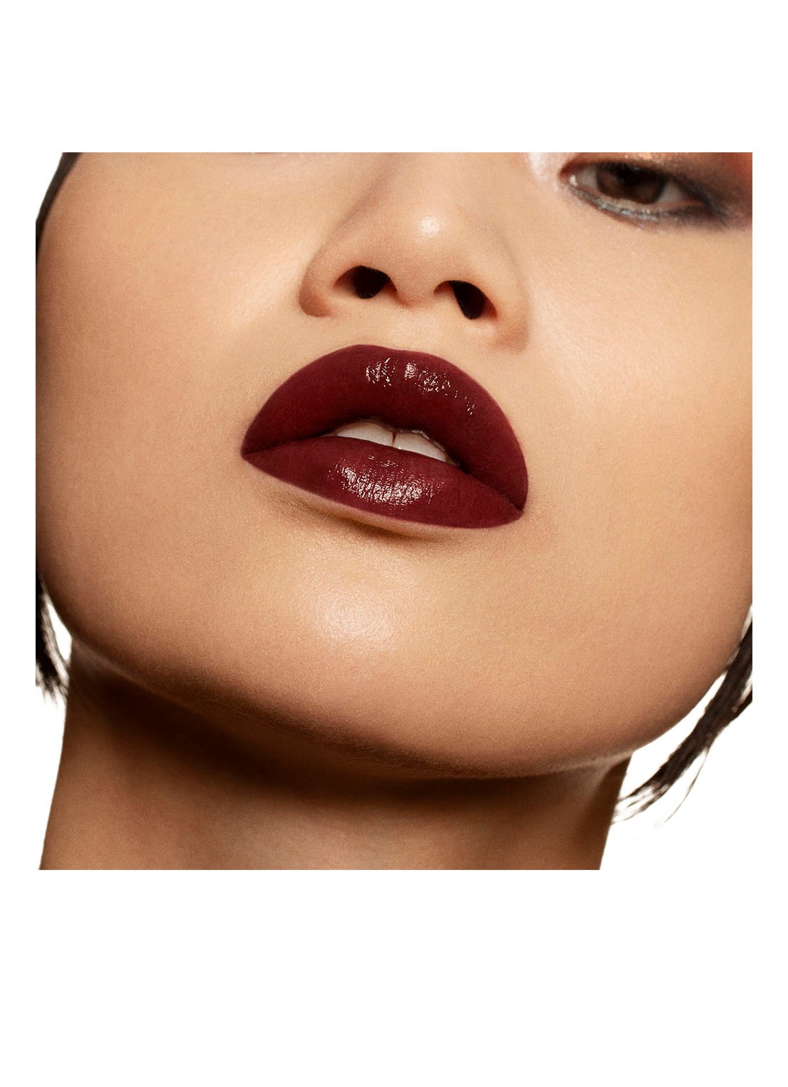Byredo Liquid Lipstick Vinyl - vloeibare lipstick - detail 5 molasses 215