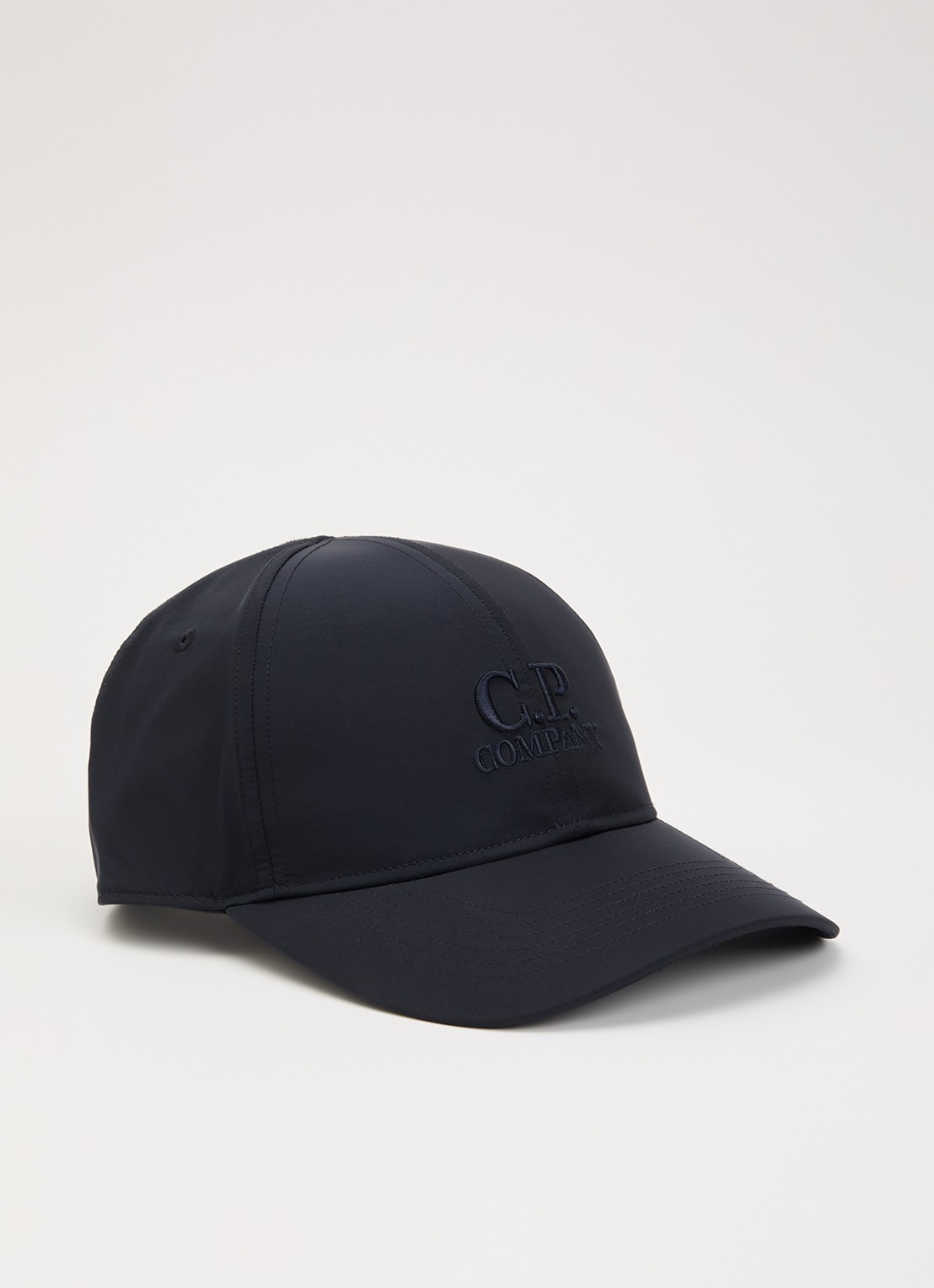 C.P. Company Chrome pet met logoborduring  - voorkant 2 donkerblauw