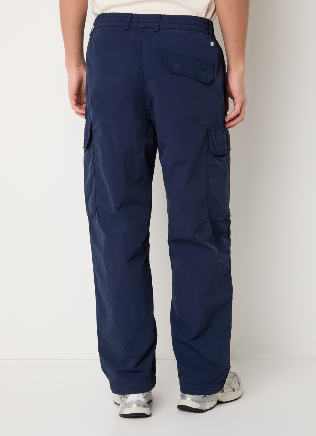C.P. Company Flatt straight fit cargobroek met steekzakken - achterkant 5 donkerblauw