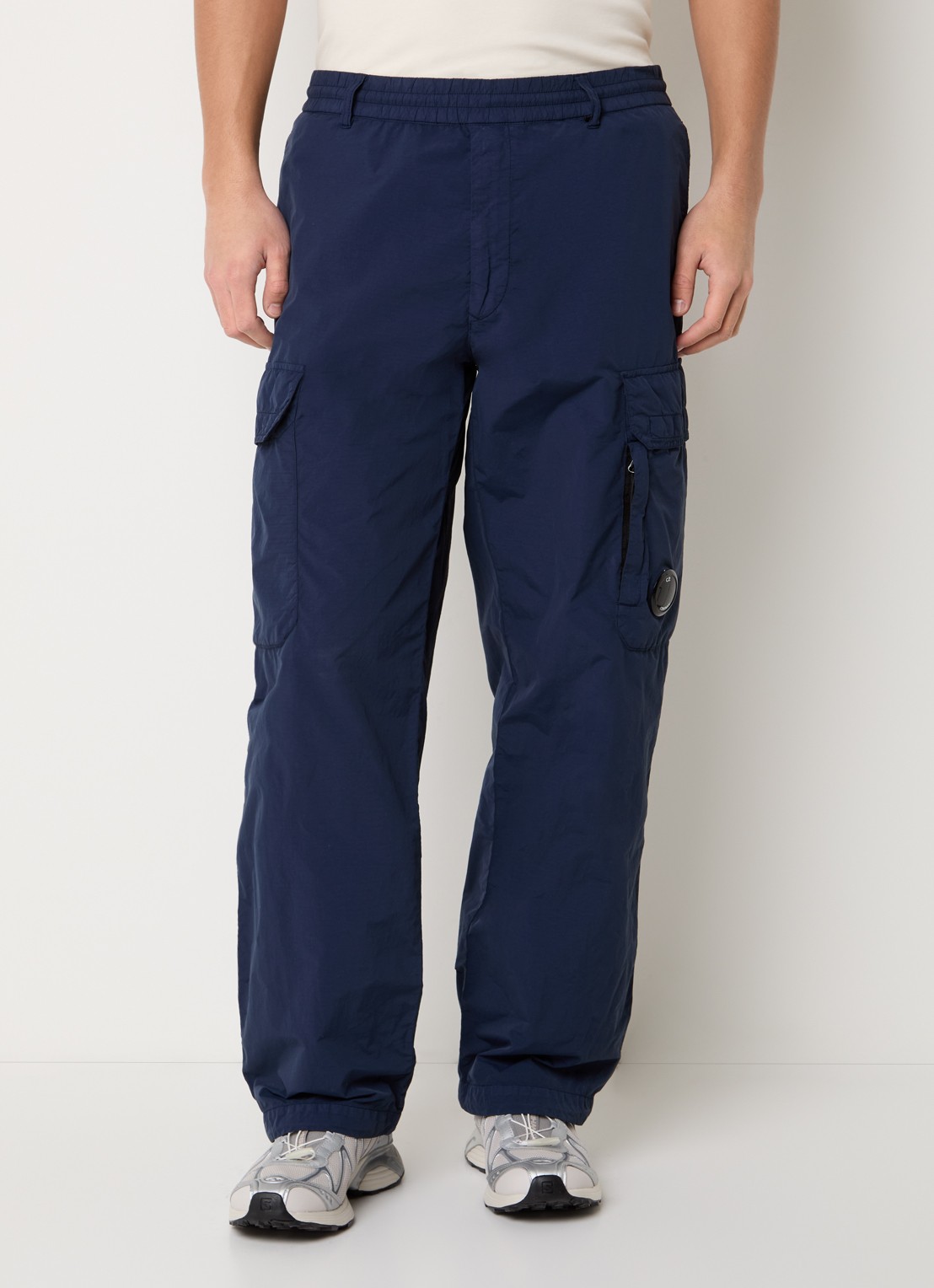 C.P. Company Flatt straight fit cargobroek met steekzakken - detail 3 donkerblauw