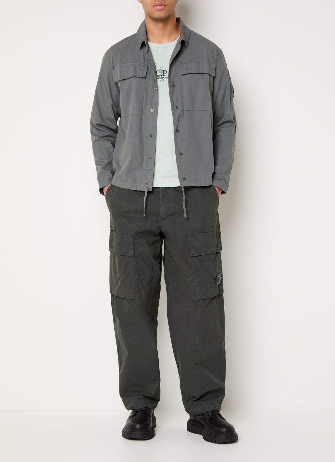 C.P. Company Overshirt met borstzakken - voorkant 4 grijs