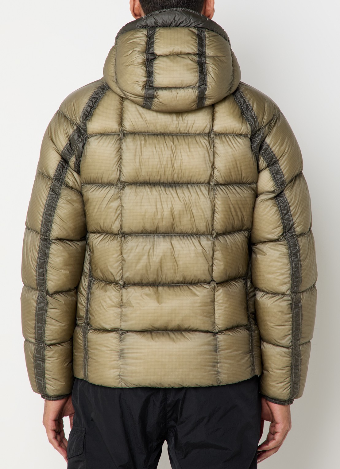 C.P. Company Puffer jack met donsvulling en logo - achterkant 2 lindegroen