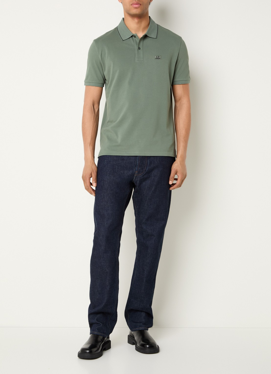 C.P. Company Regular fit polo met logo - voorkant 4 olijfgroen