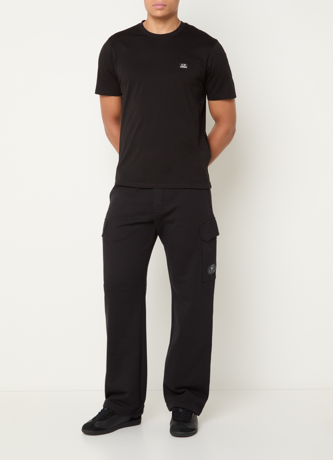 C.P. Company Straight fit joggingbroek met klepzakken - voorkant 5 zwart