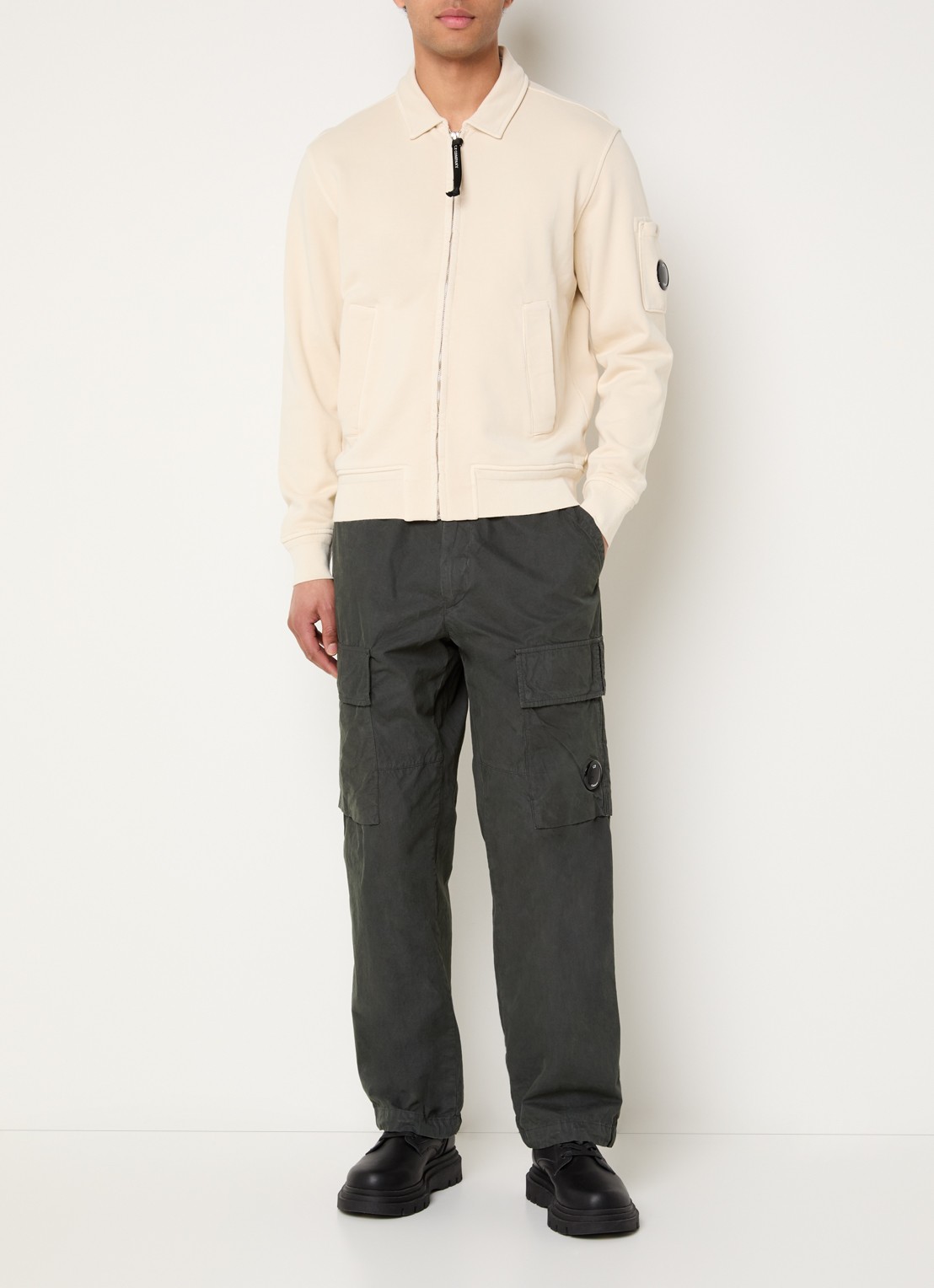 C.P. Company Sweatvest met kraag - voorkant 2 creme
