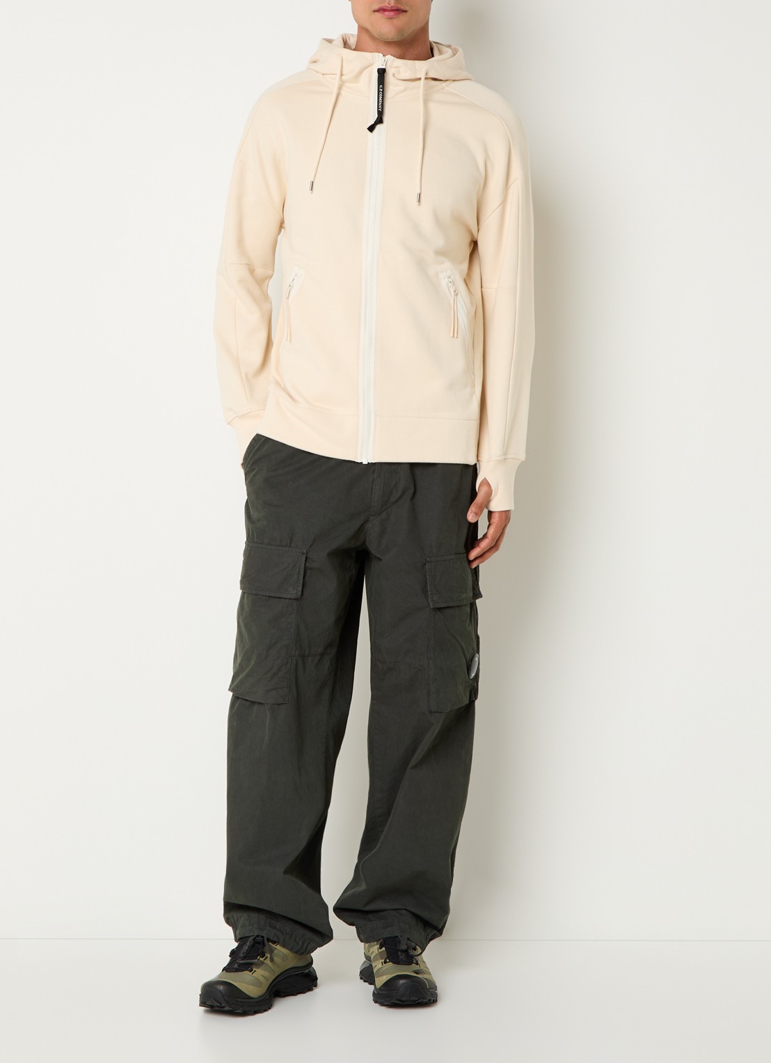 C.P. Company Sweatvest met ritszakken - voorkant 3 beige