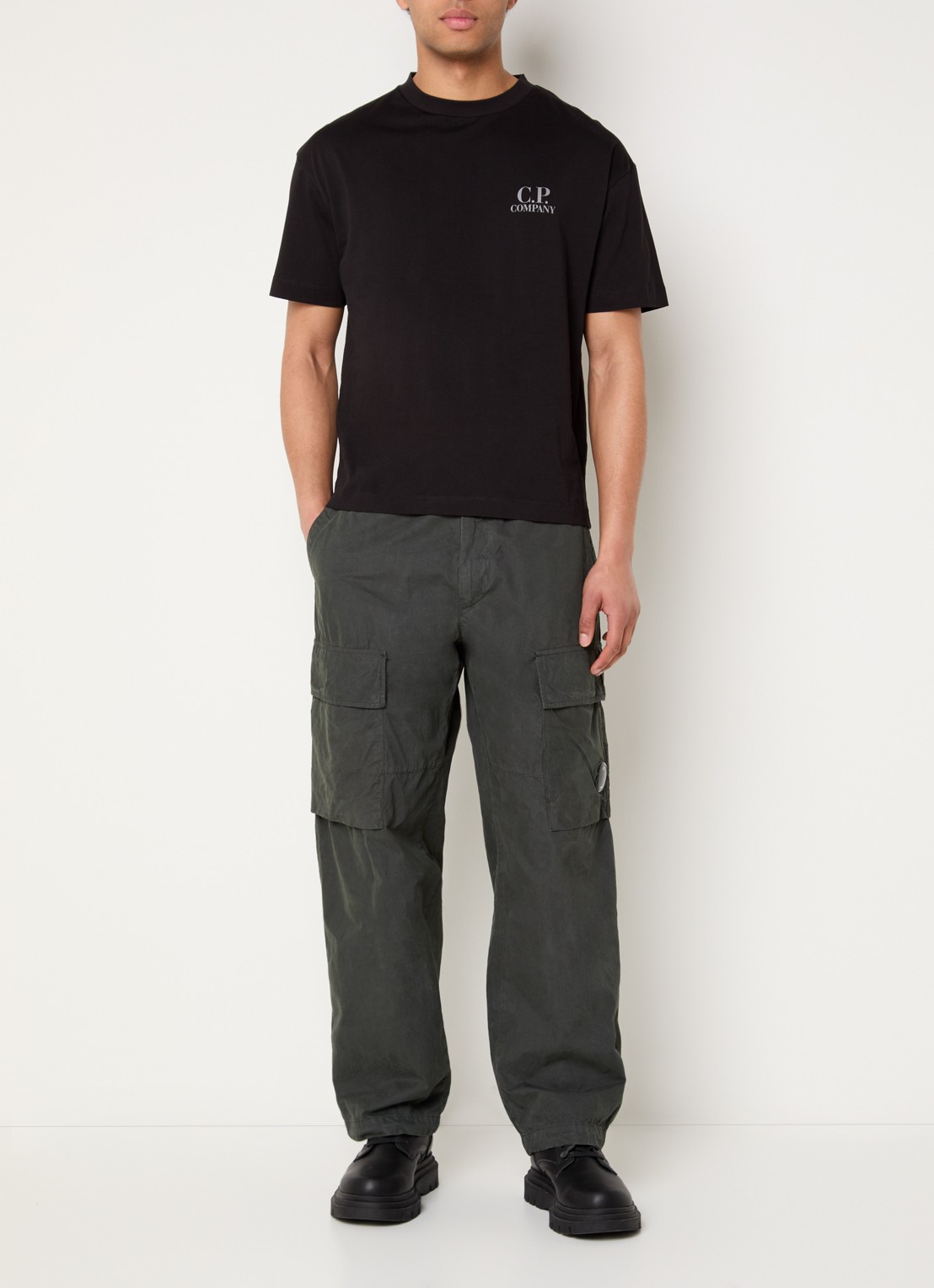 C.P. Company T-shirt met logo- en backprint - voorkant 3 zwart