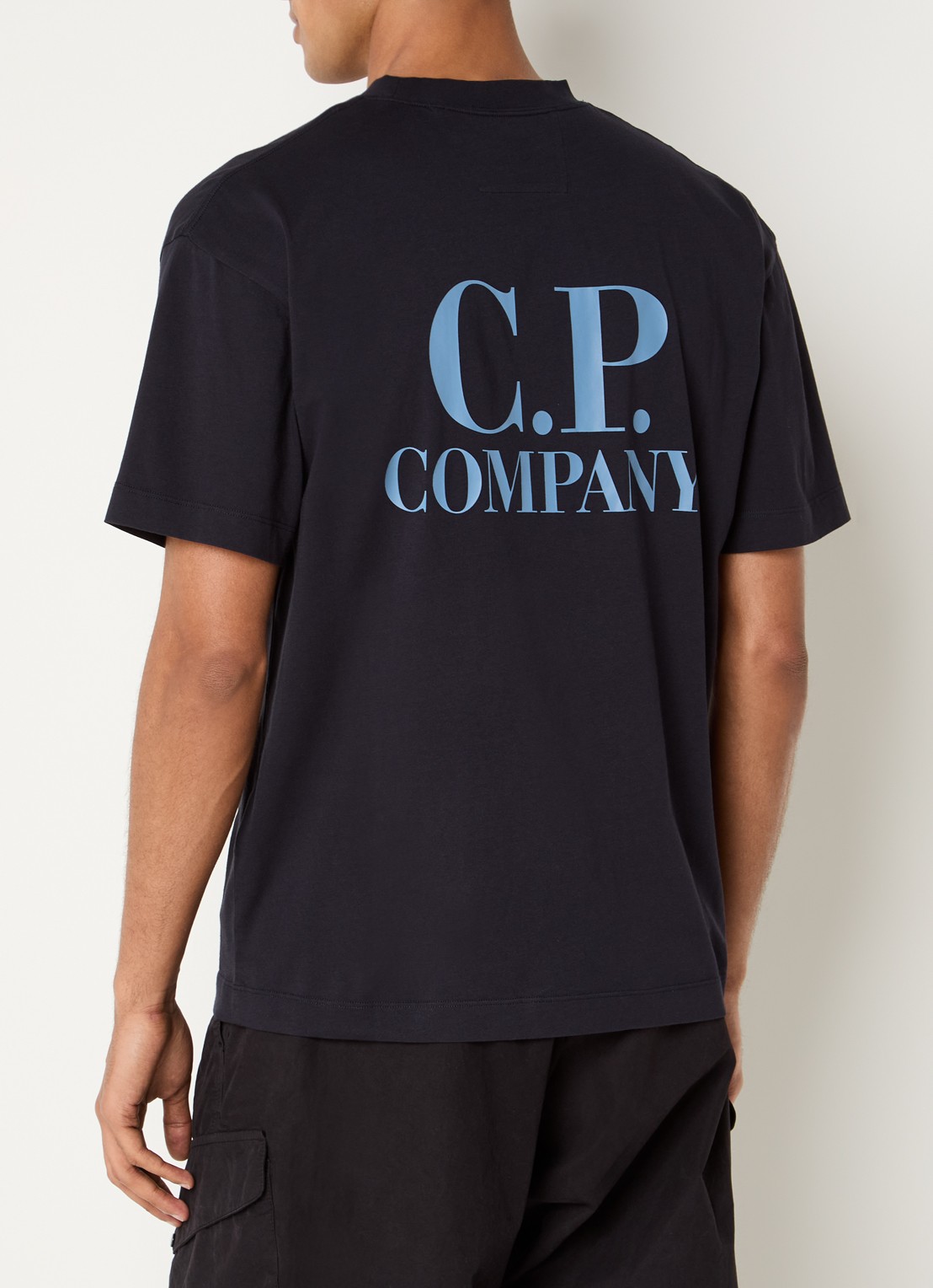 C.P. Company T-shirt met logo en backprint - detail donkerblauw