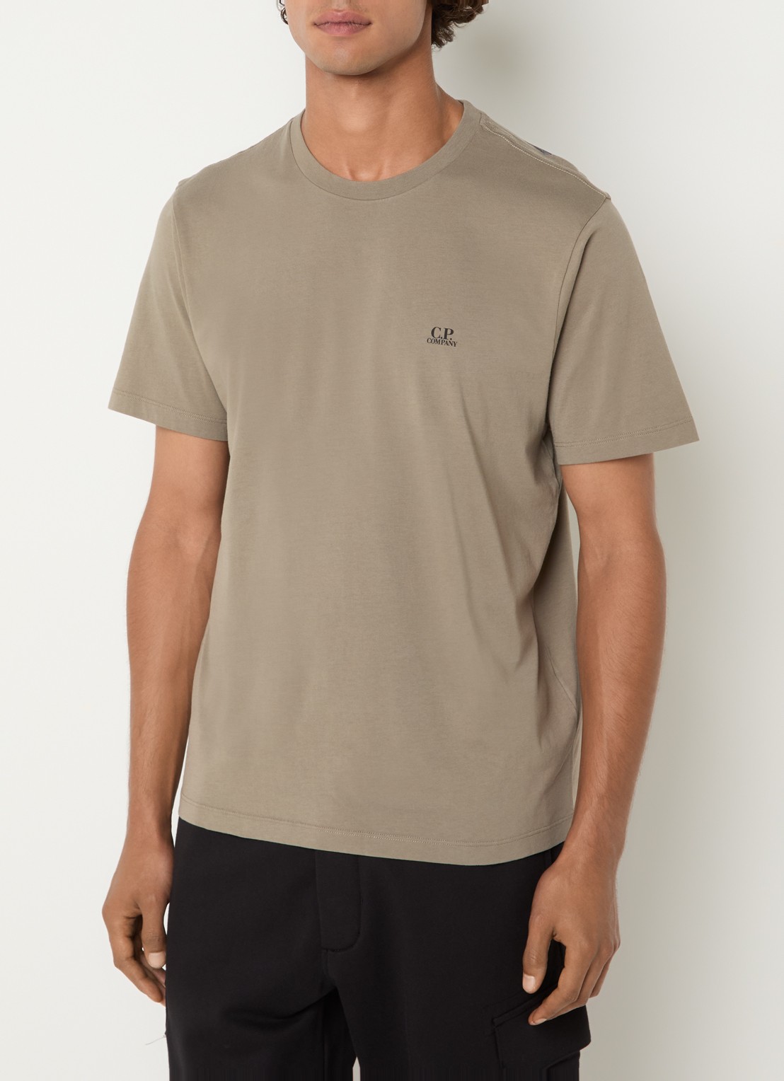 C.P. Company T-shirt met logo- en backprint - achterkant olijfgroen