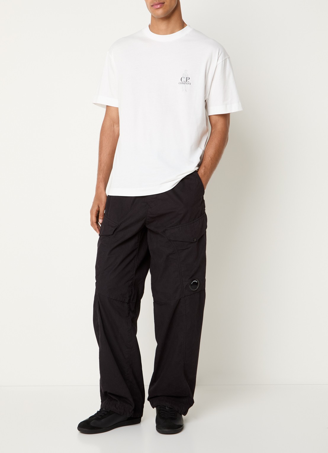 C.P. Company T-shirt met logo - voorkant 2 wit
