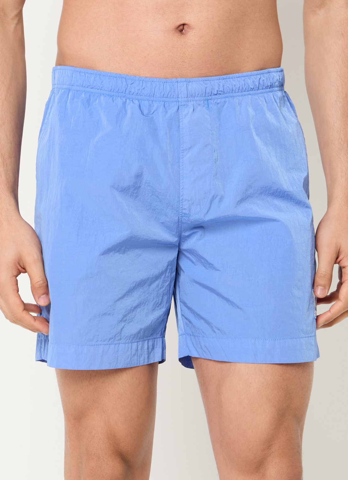 C.P. Company Zwemshorts met steekzakken en logo - detail 6 middenblauw